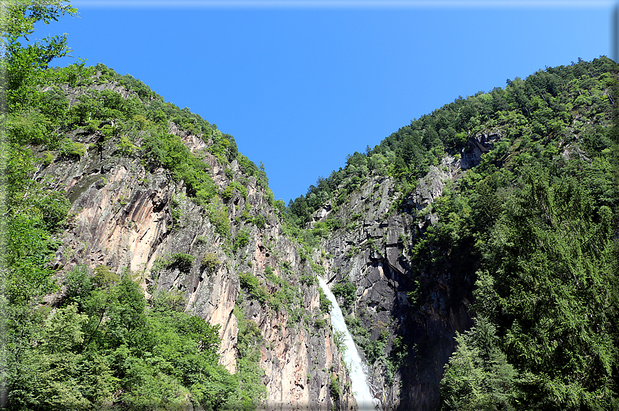 foto Cascata sul Rio Sinigo